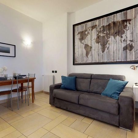 Apartment With Private Garden Near San Siro Stadium Милан Экстерьер фото